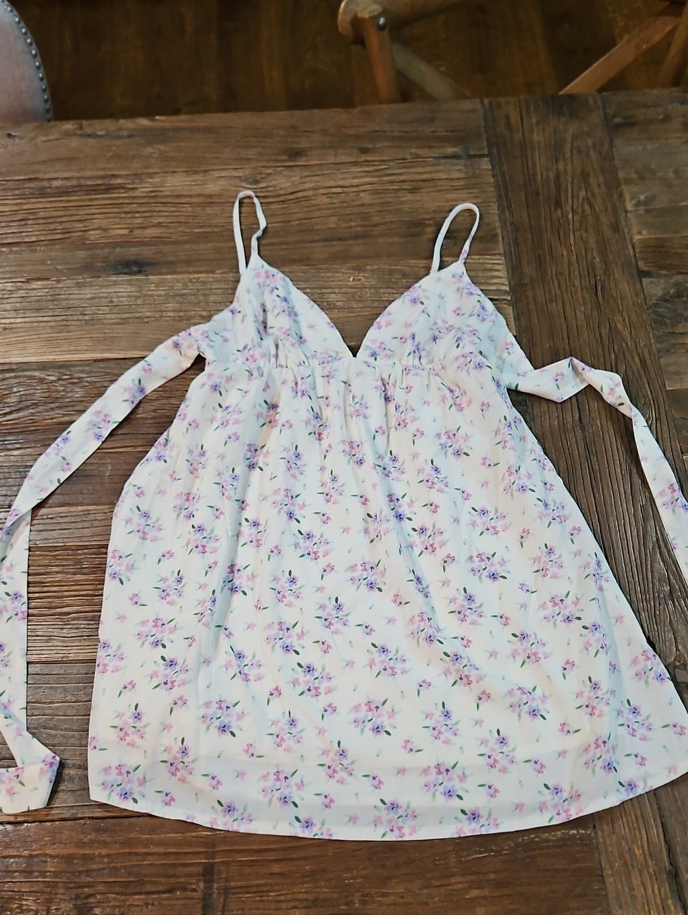 Princess Polly Petites Sz4 White Floral Spaghetti-Strap Tie Back Dress
